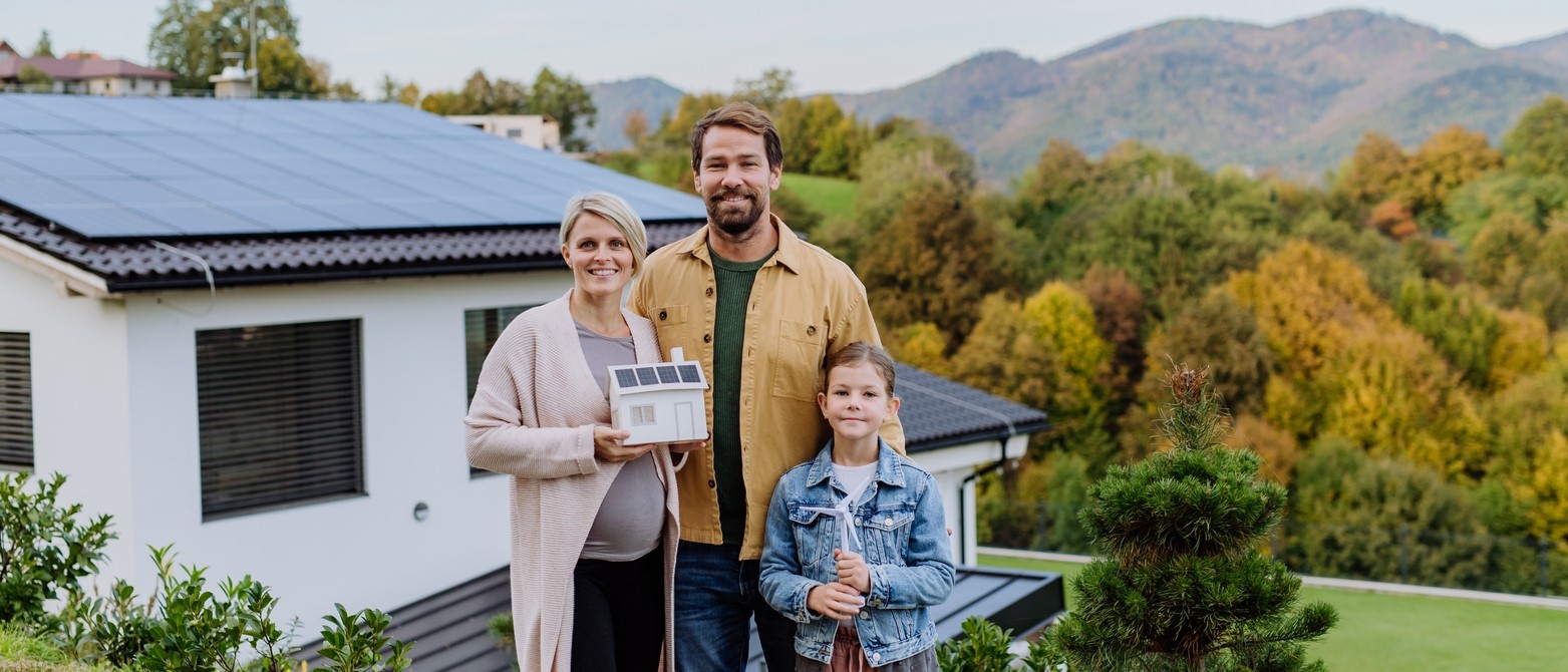 Plan solaire 2025 : Réduisez vos factures d'électricité grâce aux panneaux solaires dernière génération !
